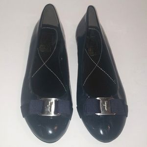 SALVATORE FERRAGAMO Blue Patent Flats size 39